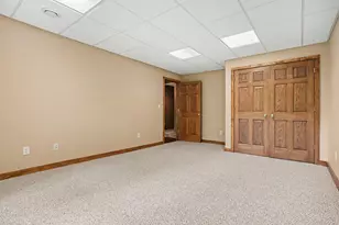 8265 E Walnut Rdg, New Carlisle, IN 46552 - Photo 28