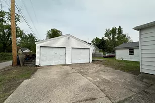 810 Poplar St, Michigan City, IN 46360 - Photo 18