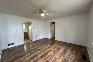 810 Poplar St, Michigan City, IN 46360 - Photo 4