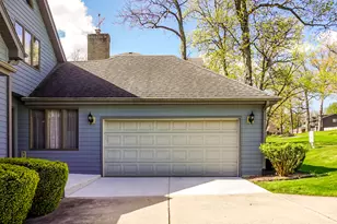 8735 Hanley Ln, Crown Point, IN 46307 - Photo 2