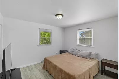 7701 Whitcomb Street, Merrillville, IN 46410 - Photo 8