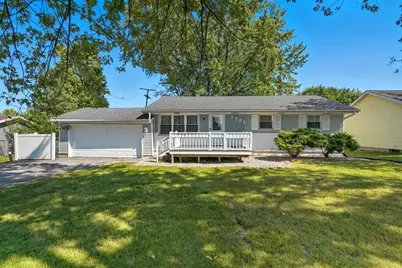 7701 Whitcomb Street, Merrillville, IN 46410 - Photo 2
