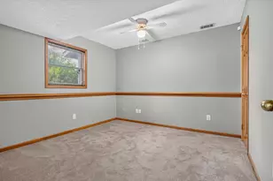 264 Springhill Dr, Valparaiso, IN 46385 - Photo 42