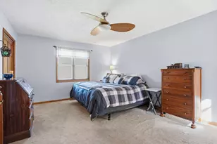 264 Springhill Dr, Valparaiso, IN 46385 - Photo 18