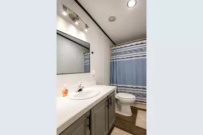 9804 N 490 E #50, Demotte, IN 46310 - Photo 12