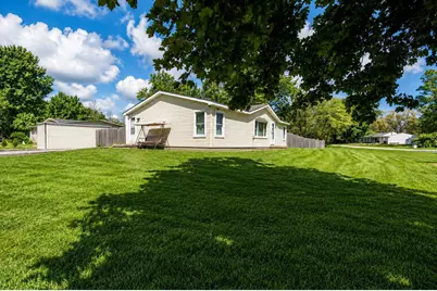 9804 N 490 E #50, Demotte, IN 46310 - Photo 18