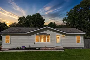 9804 N 490 E, Demotte, IN 46310 - Photo 2