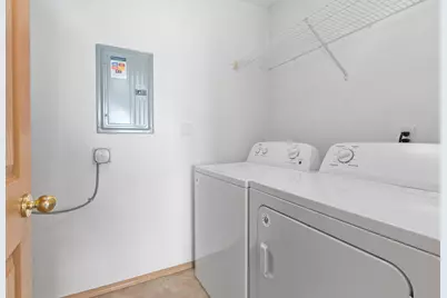 8220 Lincoln Circle #B, Merrillville, IN 46410 - Photo 10