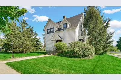 402 E Indiana Avenue, Chesterton, IN 46304 - Photo 2