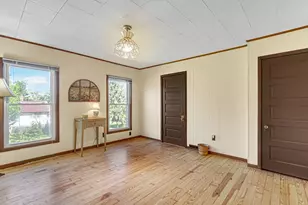 402 E Indiana Ave, Chesterton, IN 46304 - Photo 16