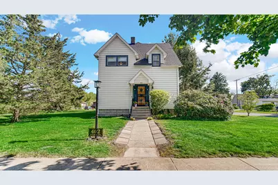 402 E Indiana Avenue, Chesterton, IN 46304 - Photo 1