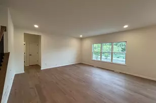 3002 Travelers Way, Valparaiso, IN 46385 - Photo 6