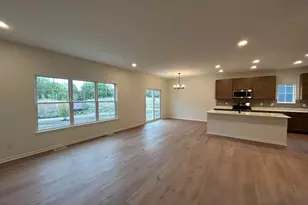 3002 Travelers Way, Valparaiso, IN 46385 - Photo 4