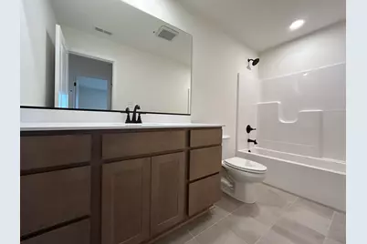 3002 Travelers Way, Valparaiso, IN 46385 - Photo 14