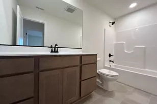 3002 Travelers Way, Valparaiso, IN 46385 - Photo 14