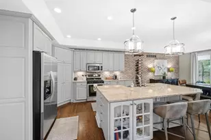 1077 Mission Hills Ct, Chesterton, IN 46304 - Photo 4