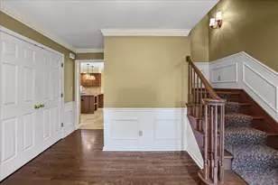 10204 Devonshire Ln, Munster, IN 46321 - Photo 8