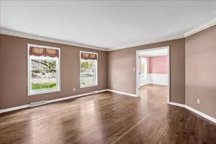 10204 Devonshire Ln, Munster, IN 46321 - Photo 10