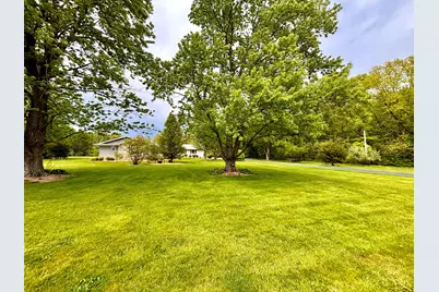 277 E 500 N, Valparaiso, IN 46383 - Photo 4