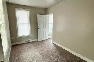 2480 Sullivan St, Lake Station, IN 46405 - Photo 10