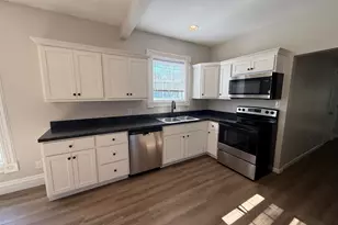 8 W Pearl St, Hamlet, IN 46532 - Photo 4