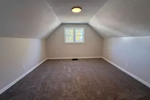 8 W Pearl St, Hamlet, IN 46532 - Photo 14