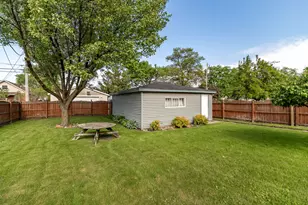 7034 Colorado Ave, Hammond, IN 46323 - Photo 32