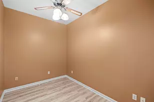 1730 Redbud Dr, Hobart, IN 46342 - Photo 24