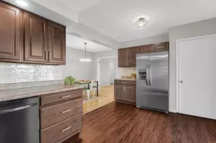 2640 38th St, Highland, IN 46322 - Photo 10