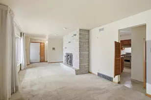 8505 5th St, Highland, IN 46322 - Photo 4