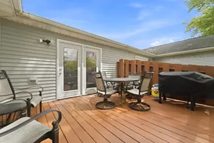 2037 Texas St, Chesterton, IN 46304 - Photo 24