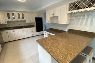 467 Amhurst Rd, Valparaiso, IN 46385 - Photo 16