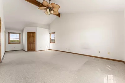 919 Plantation Road, Valparaiso, IN 46385 - Photo 8