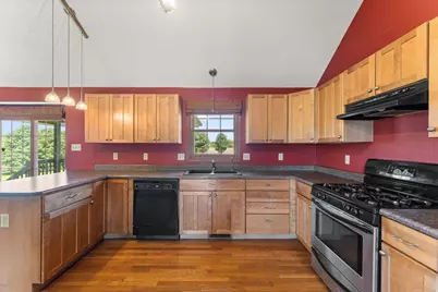 919 Plantation Road, Valparaiso, IN 46385 - Photo 4