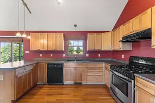 919 Plantation Rd, Valparaiso, IN 46385 - Photo 4