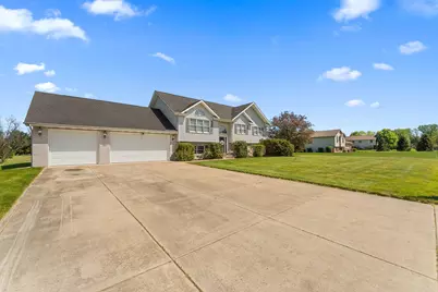 919 Plantation Road, Valparaiso, IN 46385 - Photo 32