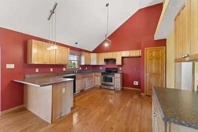 919 Plantation Road, Valparaiso, IN 46385 - Photo 12