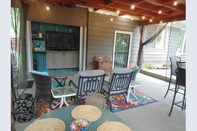 1050 Vermillion Street, Gary, IN 46403 - Photo 4