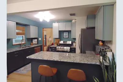 1050 Vermillion Street, Gary, IN 46403 - Photo 8