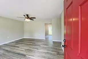 745 Juniper Rd, Valparaiso, IN 46385 - Photo 6