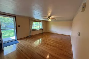 916 W Monnett St, Rensselaer, IN 47978 - Photo 6