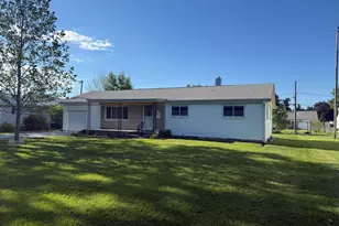 916 W Monnett St, Rensselaer, IN 47978 - Photo 2