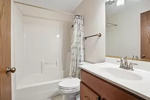 850 Shannon Dr, Crown Point, IN 46307 - Photo 20