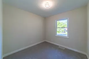 367 Chestnut St, Michigan City, IN 46360 - Photo 26