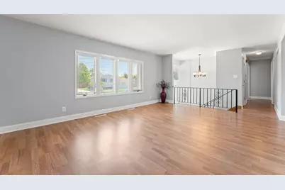 6880 W 84th Place, Crown Point, IN 46307 - Photo 8