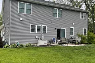 1957 Hickory Dr, Hobart, IN 46342 - Photo 60