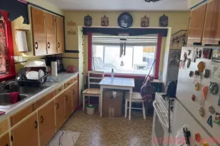 511 Allen St, La Porte, IN 46350 - Photo 4