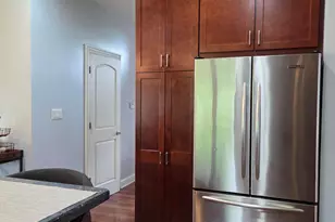 10260 Windsor Pl, Munster, IN 46321 - Photo 8