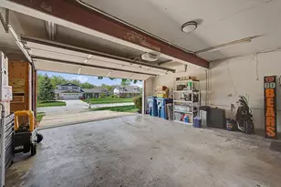 8641 Fairway Dr, Saint John, IN 46373 - Photo 28