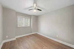 8641 Fairway Dr, Saint John, IN 46373 - Photo 18